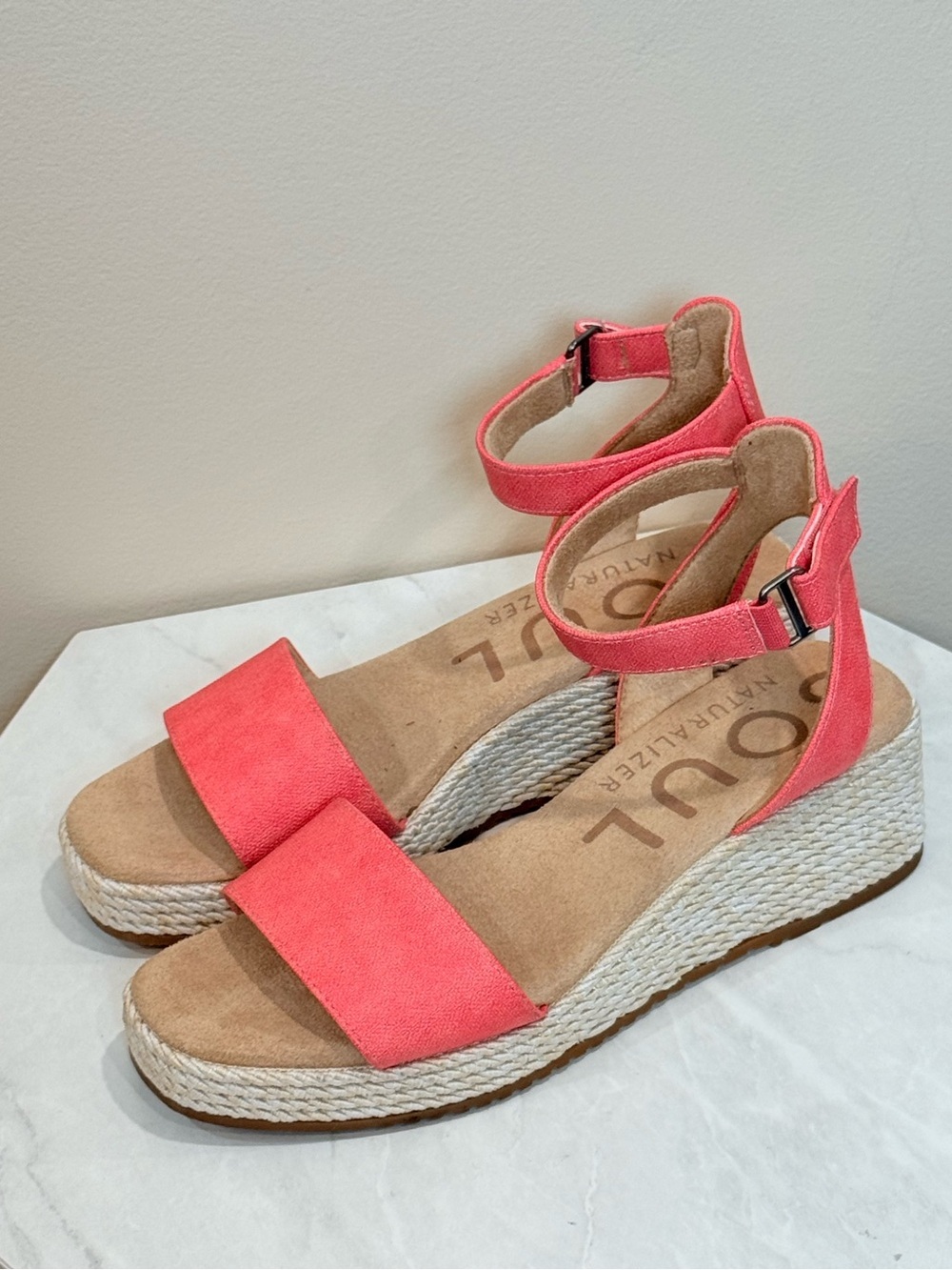 🔥Soul Naturalizer Coral Ankle-Strap Wedge Sandals Size 8 Excellent condition🔥